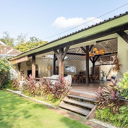 4 Bedroom Villa - Kerobokan Seminyak  Bagian luar foto