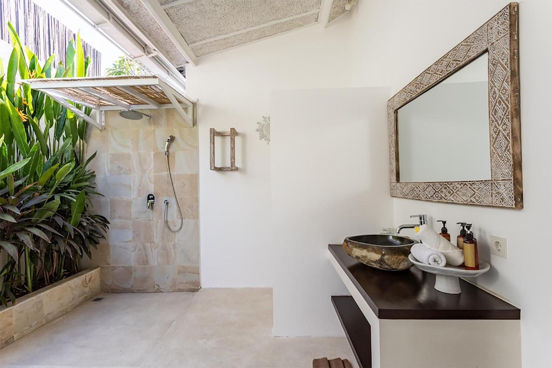 4 Bedroom Villa - Kerobokan Seminyak  Bagian luar foto